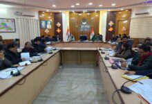 Kushinagar News फैमिली आईडी बनाने की धीमी गति से डीएम नाराज