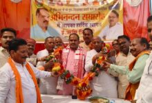 कुशीनगर : जिलाध्यक्ष दुर्गेश राय का हुआ भव्य स्वागत
