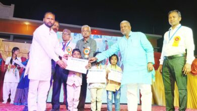 कुशीनगर: लिटिल फ्लावर स्कूल के वार्षिकोत्सव में छात्रों ने बिखेरी प्रतिभा की चमक