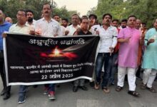 गोरखपुर कैंडल मार्च निकालकर पहलगाम के मृतकों को दी गई